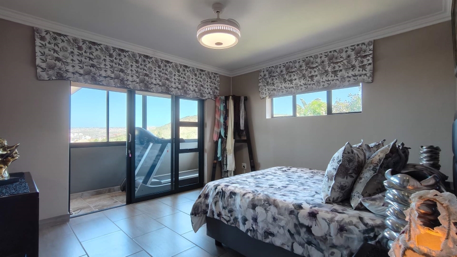 5 Bedroom Property for Sale in Island View Western Cape